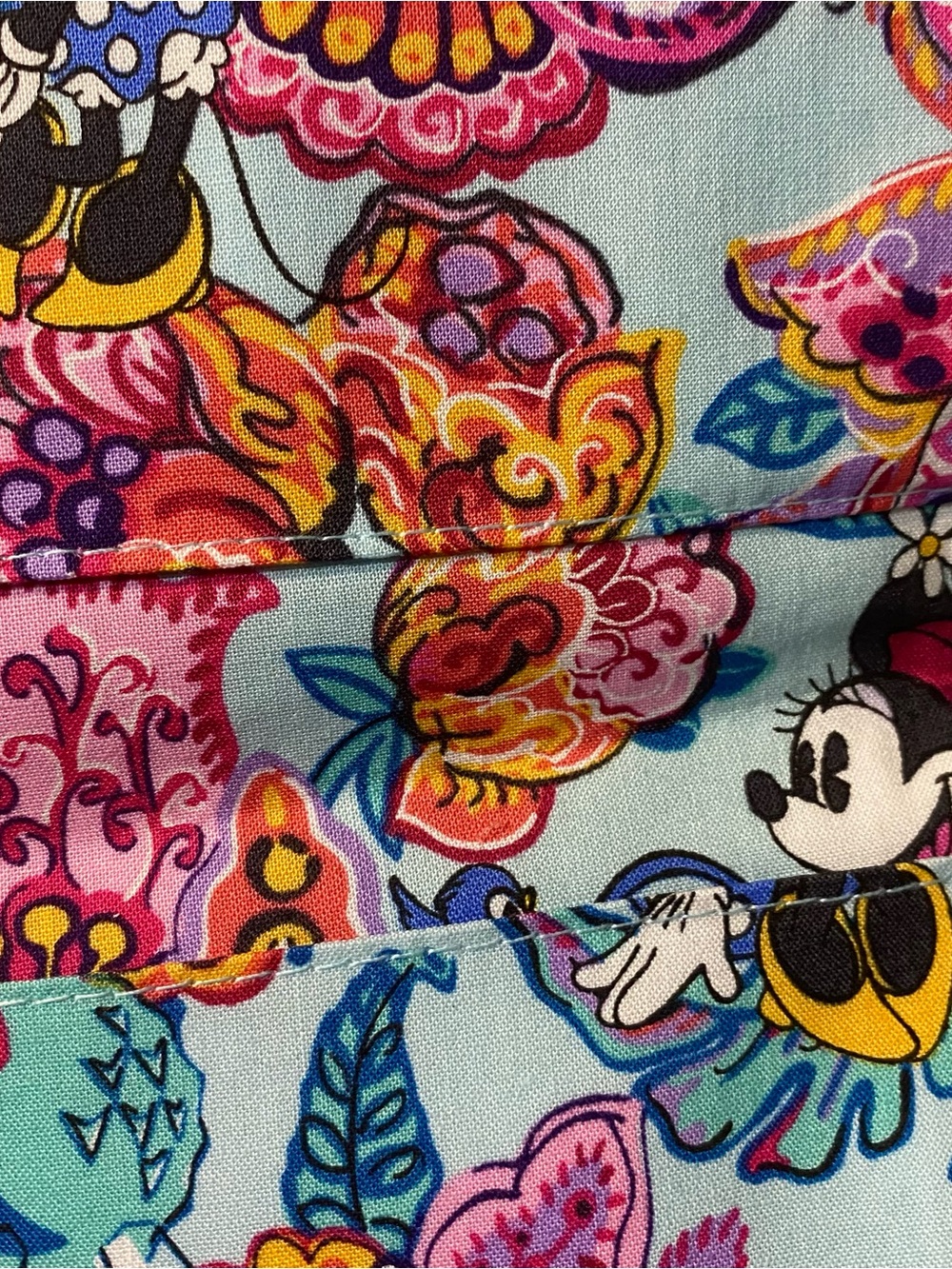 Disney Vera Bradley Checkbook Cover Mickey's Colorful Garden Print Minnie Mouse - Picture 4 of 7